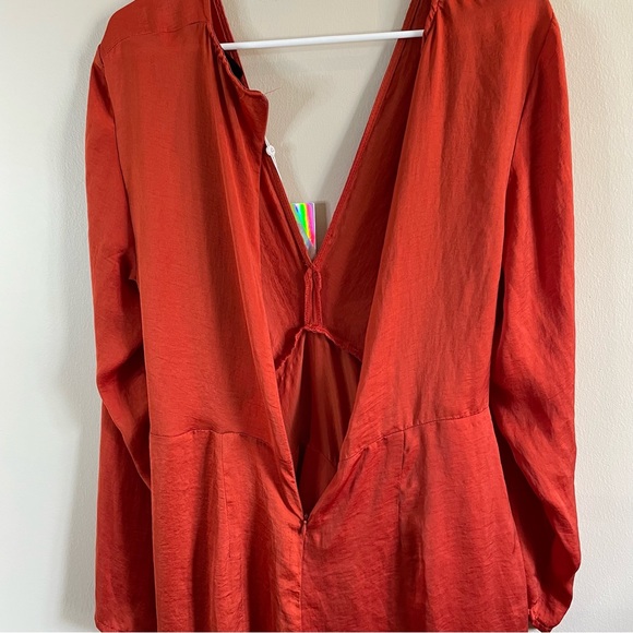 MISSGUIDED - Orange Silky Long Sleeve Paneled Dress - Size 12 - V Neck - NWT - Picture 3 of 8